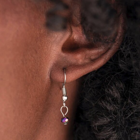 Paparazzi Jewelry - Stunning Supernova & Artificial Starlight Necklace & Earring - Picture 8 of 10